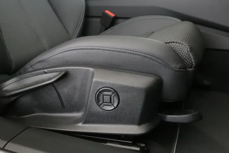 Audi A6 din 2023 cu 10.650 km - oferta AUD118228 - foto 15