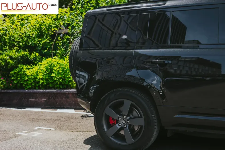 Land Rover Defender din 2021 cu 135.000 km - oferta LAN118236 - foto 17