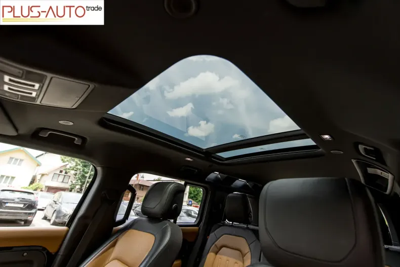 Land Rover Defender din 2021 cu 135.000 km - oferta LAN118236 - foto 31