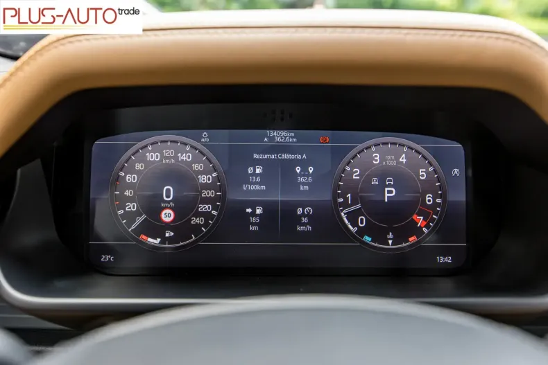 Land Rover Defender din 2021 cu 135.000 km - oferta LAN118236 - foto 33