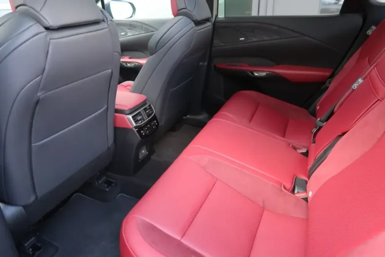 Lexus RX 500 din 2024 cu 20 km - oferta LEX118241 - foto 5