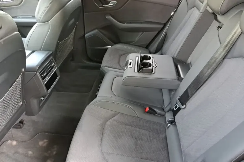 Audi Q8 din 2023 cu 27.261 km - oferta AUD118243 - foto 10