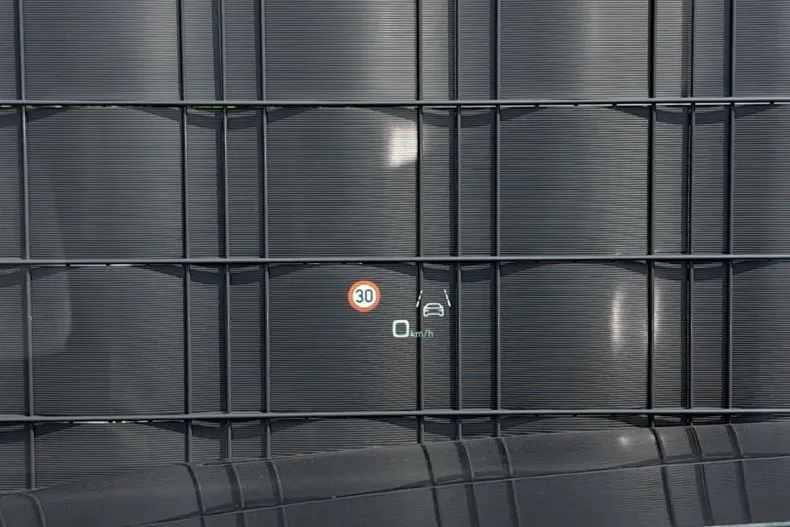 Audi Q8 din 2023 cu 27.261 km - oferta AUD118243 - foto 22