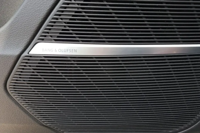 Audi Q8 din 2023 cu 27.261 km - oferta AUD118243 - foto 23