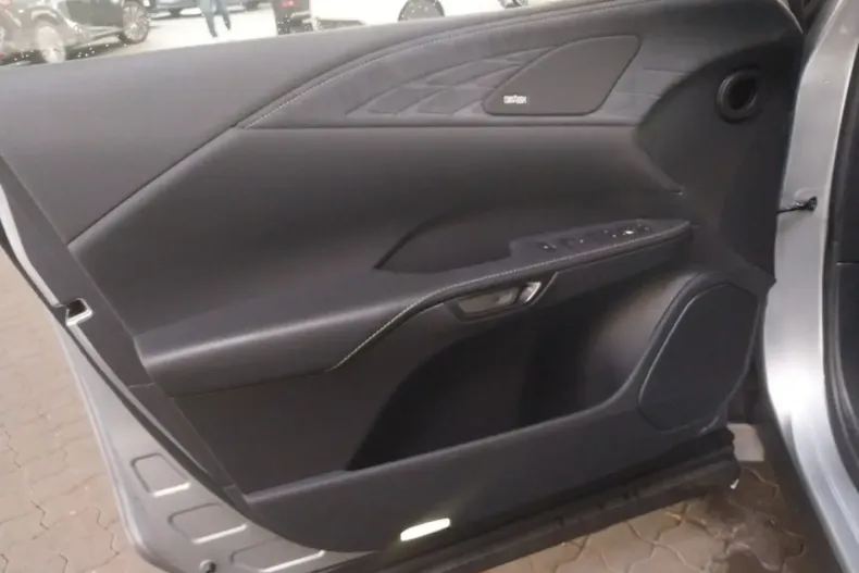 Lexus RX 500 din 2023 cu 100 km - oferta LEX118249 - foto 2