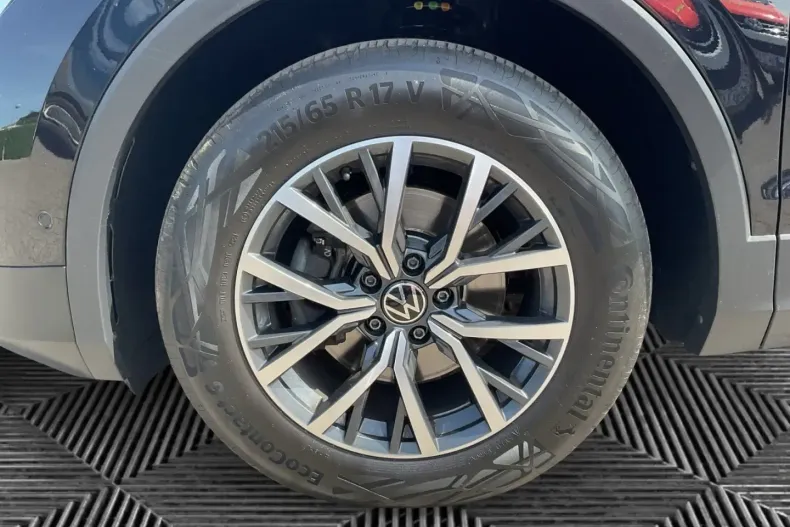 Volkswagen Tiguan din 2022 cu 71.990 km - oferta VOL118253 - foto 14