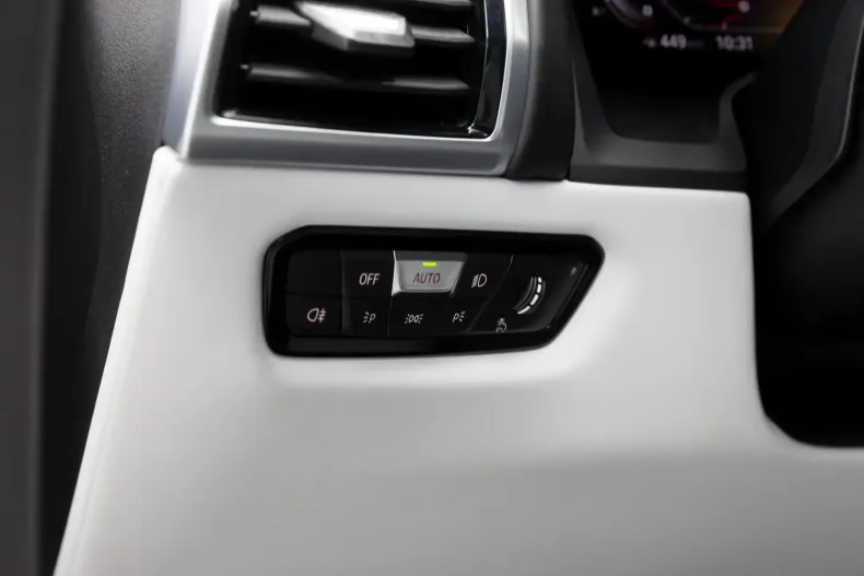 BMW M8 din 2020 cu 60.000 km - oferta BMW118267 - foto 26