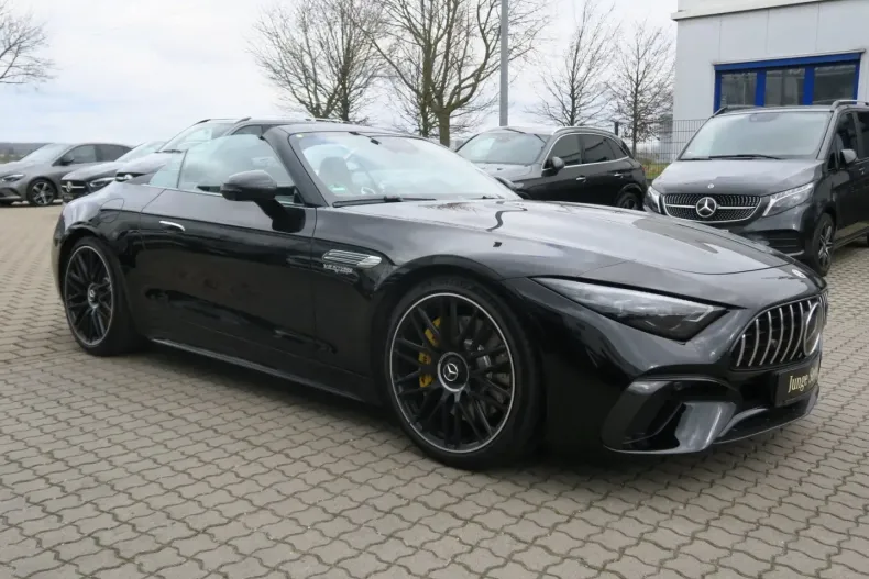 Mercedes-Benz SL 63 AMG din 2023 cu 6.000 km - oferta MER118271 - foto 1
