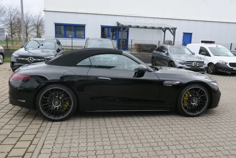 Mercedes-Benz SL 63 AMG din 2023 cu 6.000 km - oferta MER118271 - foto 4