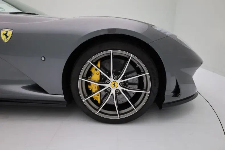 Ferrari 812 din 2022 cu 4.947 km - oferta FER118272 - foto 16