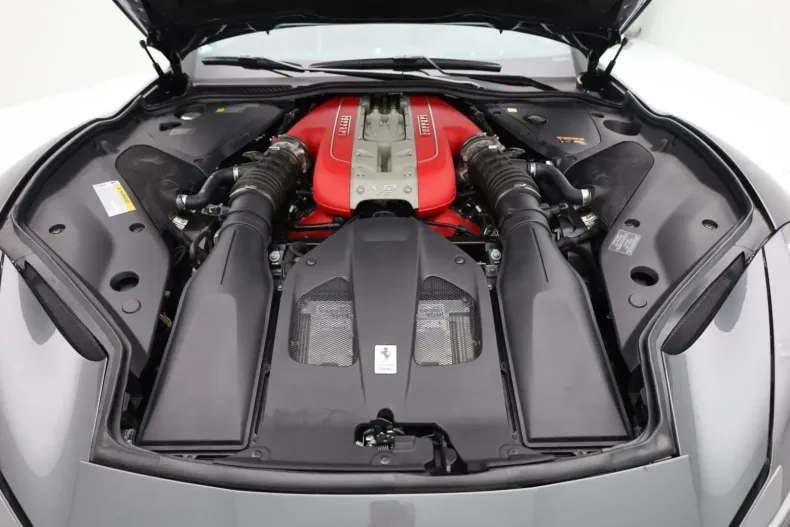 Ferrari 812 din 2022 cu 4.947 km - oferta FER118272 - foto 18