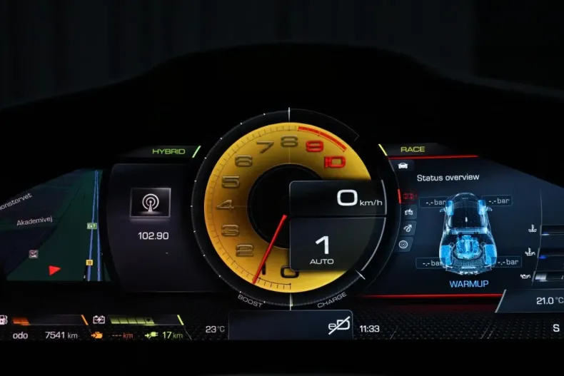 Ferrari SF90 din 2021 cu 7.550 km - oferta FER118273 - foto 11