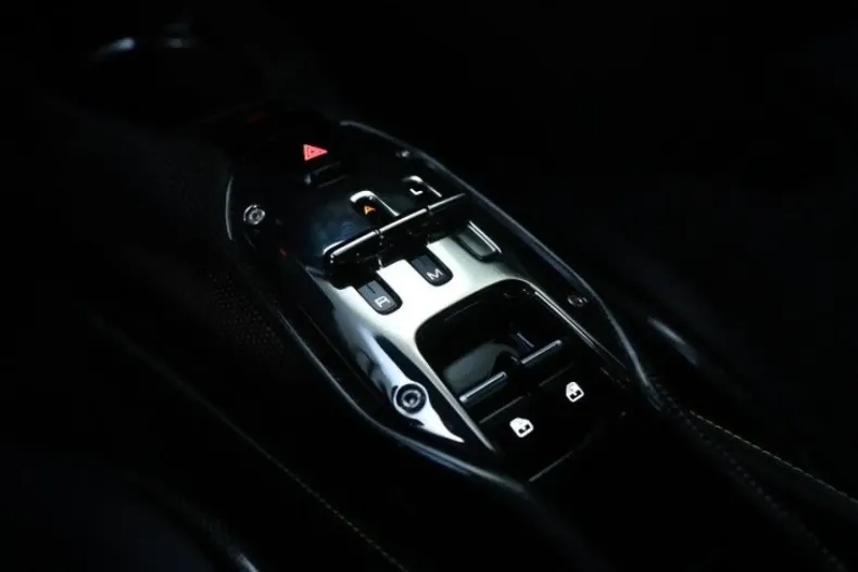 Ferrari SF90 din 2021 cu 7.550 km - oferta FER118273 - foto 14