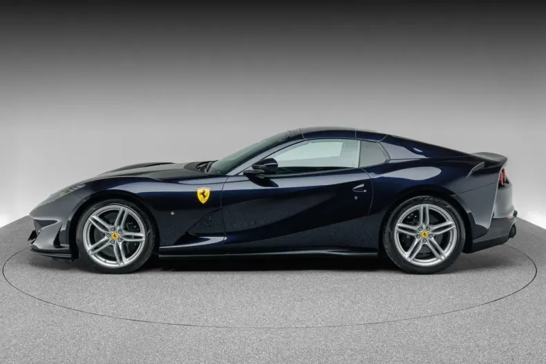 Ferrari 812 din 2021 cu 14.500 km - oferta FER118274 - foto 7