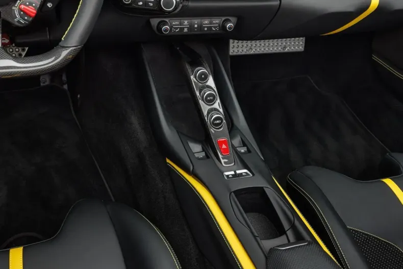 Ferrari 812 din 2021 cu 14.500 km - oferta FER118274 - foto 15