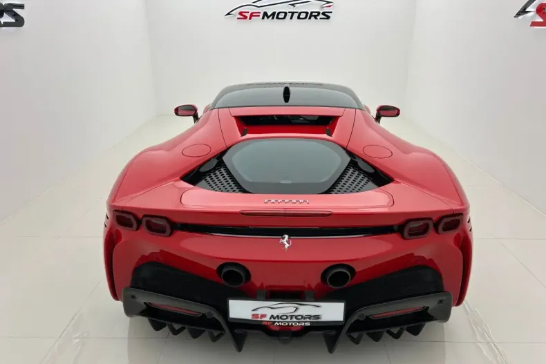 Ferrari SF90 din 2021 cu 7.500 km - oferta FER118275 - foto 5