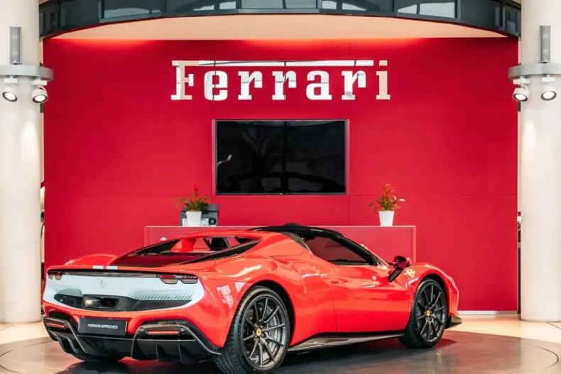 Ferrari 296 GTS din 2022 cu 5.125 km - oferta FER118277 - foto 7