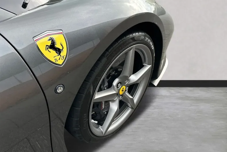 Ferrari F8 din 2021 cu 6.700 km - oferta FER118278 - foto 11