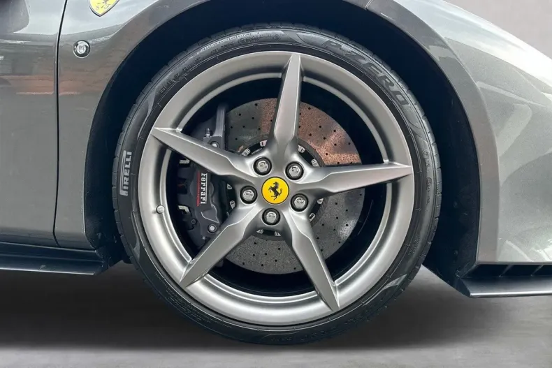 Ferrari F8 din 2021 cu 6.700 km - oferta FER118278 - foto 12