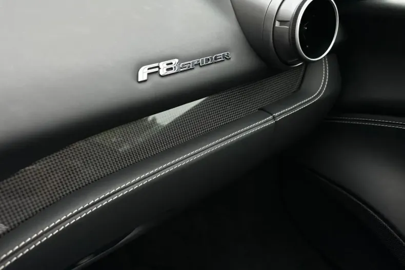 Ferrari F8 din 2021 cu 6.700 km - oferta FER118278 - foto 17