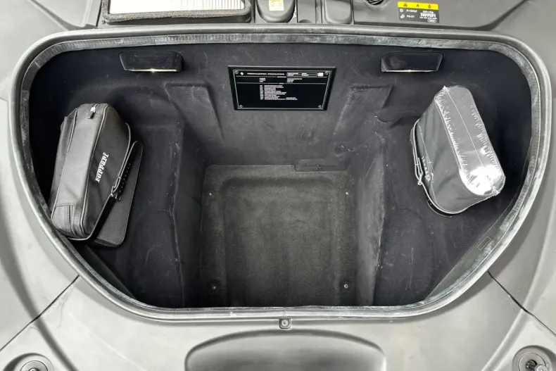 Ferrari F8 din 2021 cu 6.700 km - oferta FER118278 - foto 21