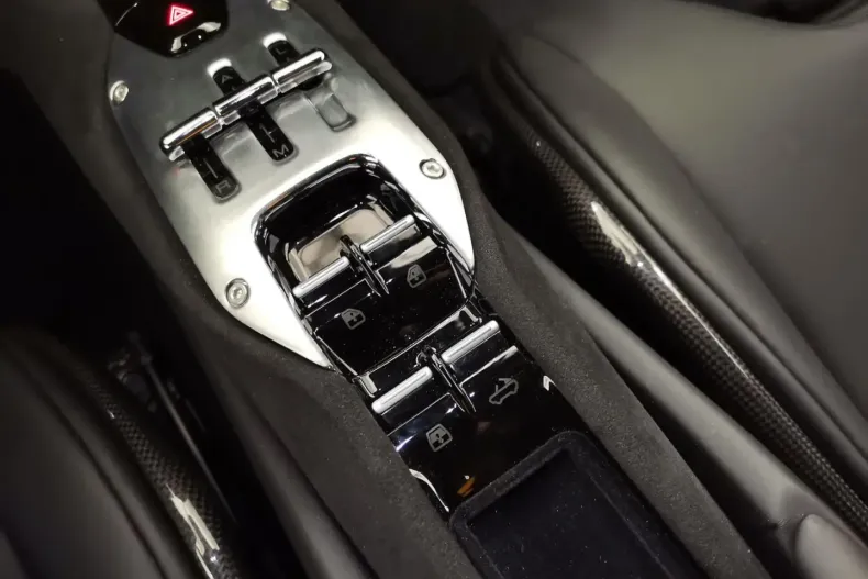 Ferrari 296 GTS din 2023 cu 5.799 km - oferta FER118279 - foto 15