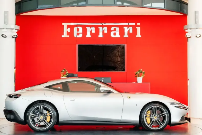 Ferrari Roma din 2022 cu 5.982 km - oferta FER118282 - foto 8