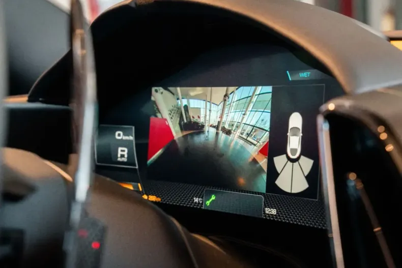 Ferrari Roma din 2022 cu 5.982 km - oferta FER118282 - foto 30