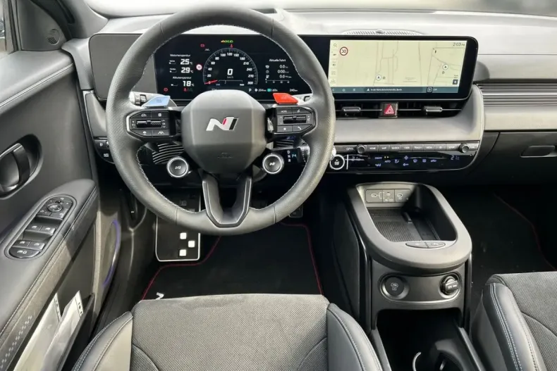 Hyundai IONIQ 5 din 2024 cu 7.334 km - oferta HYU118285 - foto 10