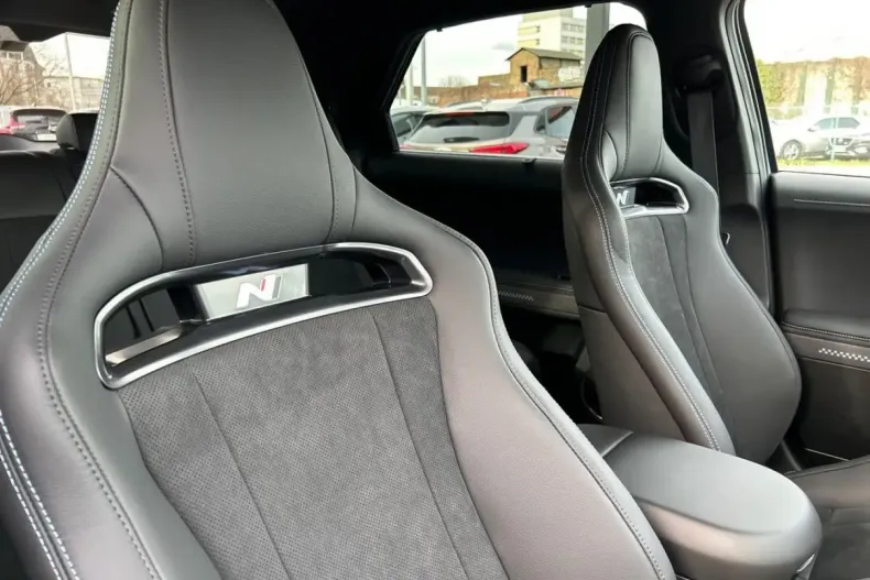 Hyundai IONIQ 5 din 2024 cu 7.334 km - oferta HYU118285 - foto 16