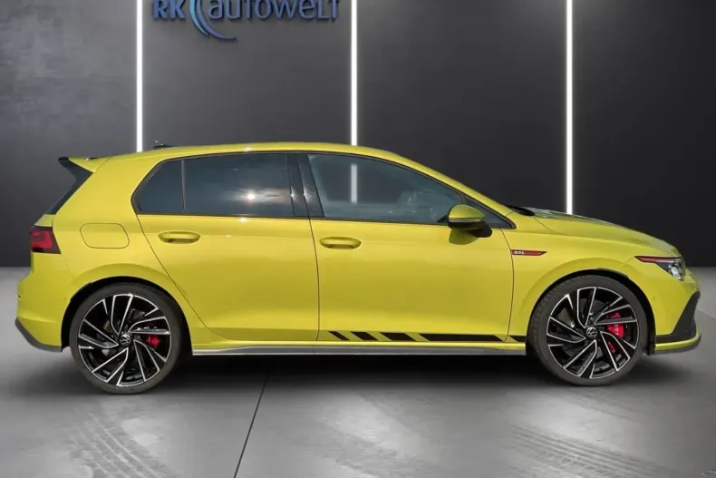 Volkswagen Golf din 2023 cu 19.935 km - oferta VOL118287 - foto 3