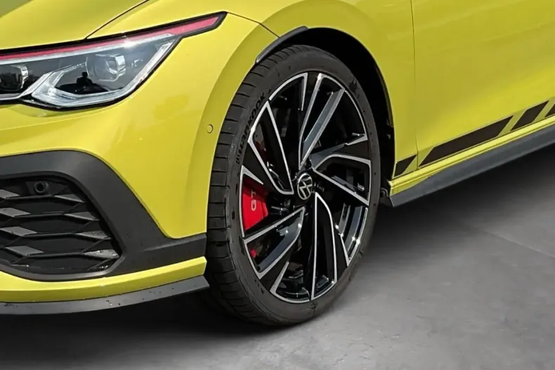 Volkswagen Golf din 2023 cu 19.935 km - oferta VOL118287 - foto 8