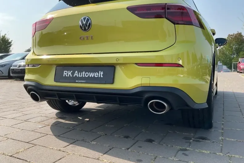 Volkswagen Golf din 2023 cu 19.935 km - oferta VOL118287 - foto 12