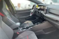 Volkswagen Golf din 2023 cu 19.935 km - oferta VOL118287 - foto 22