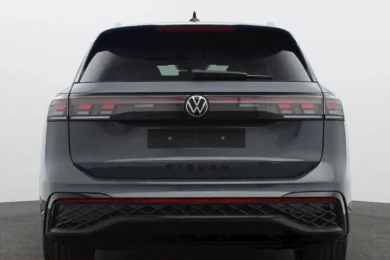 Volkswagen Tiguan din 2024 cu 9.900 km - oferta VOL118288 - foto 4