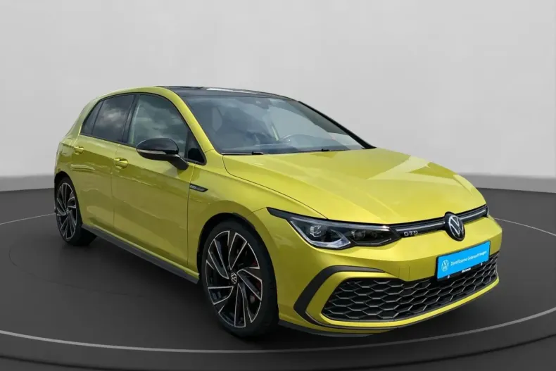 Volkswagen Golf din 2023 cu 35.820 km - oferta VOL118289 - foto 5