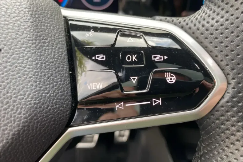 Volkswagen Golf din 2023 cu 35.820 km - oferta VOL118289 - foto 22