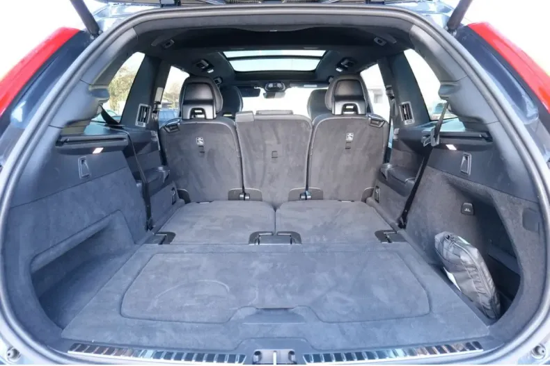 Volvo XC90 din 2024 cu 26.100 km - oferta VOL118292 - foto 13