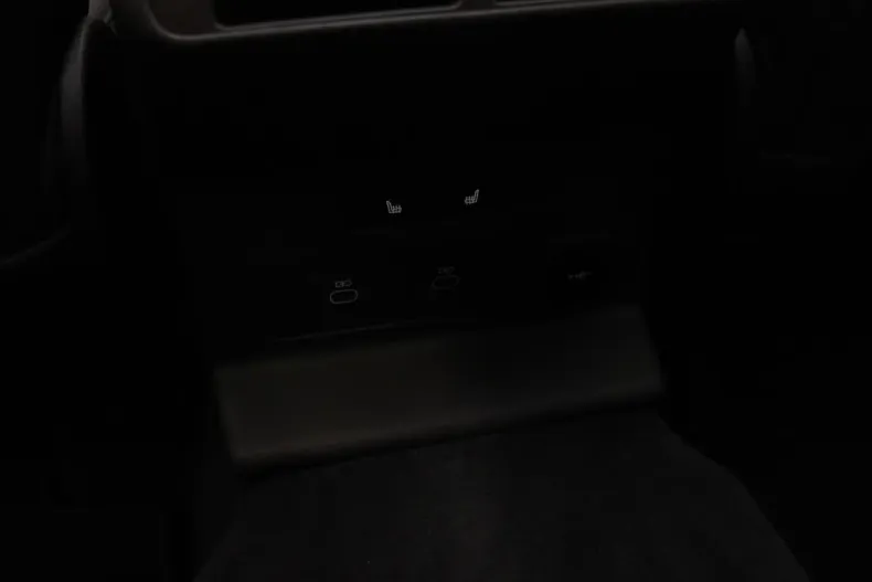 Land Rover Range Rover Velar din 2023 cu 19.500 km - oferta LAN118293 - foto 19