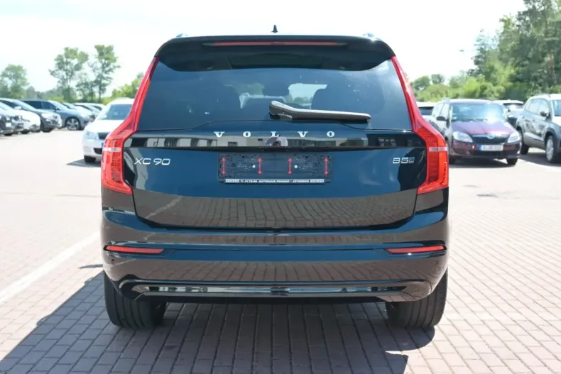 Volvo XC90 din 2023 cu 23.100 km - oferta VOL118295 - foto 4
