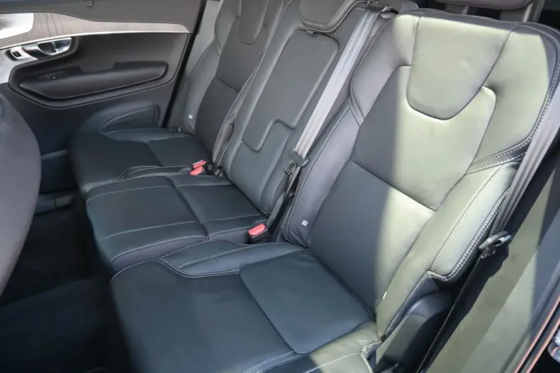 Volvo XC90 din 2023 cu 23.100 km - oferta VOL118295 - foto 15