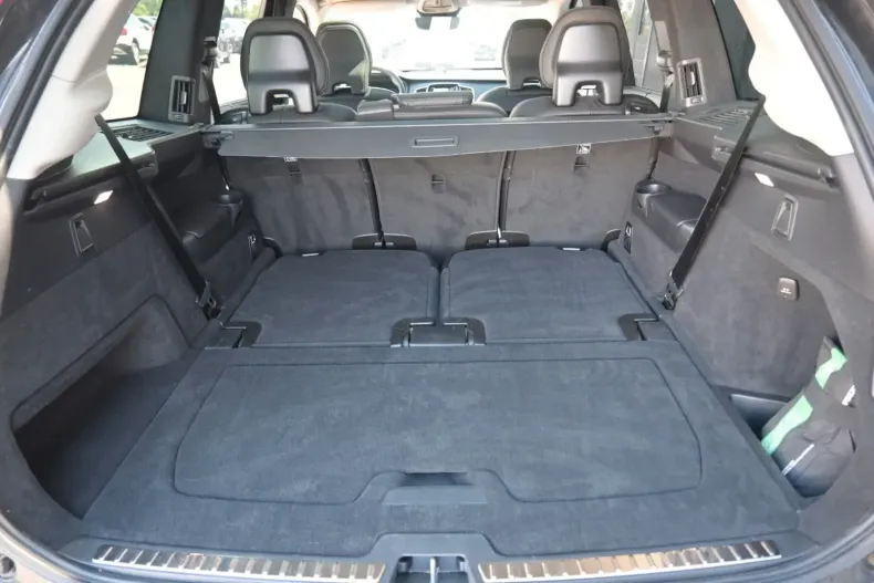 Volvo XC90 din 2023 cu 23.100 km - oferta VOL118295 - foto 16