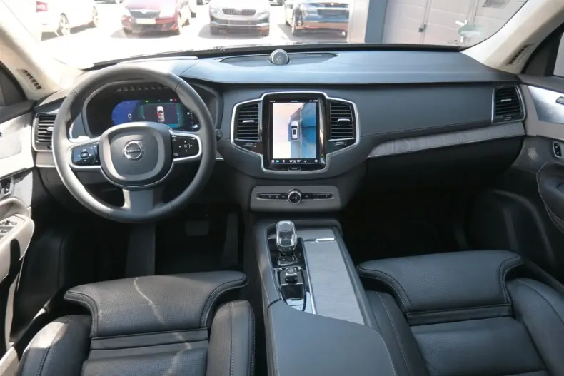 Volvo XC90 din 2023 cu 23.100 km - oferta VOL118295 - foto 19