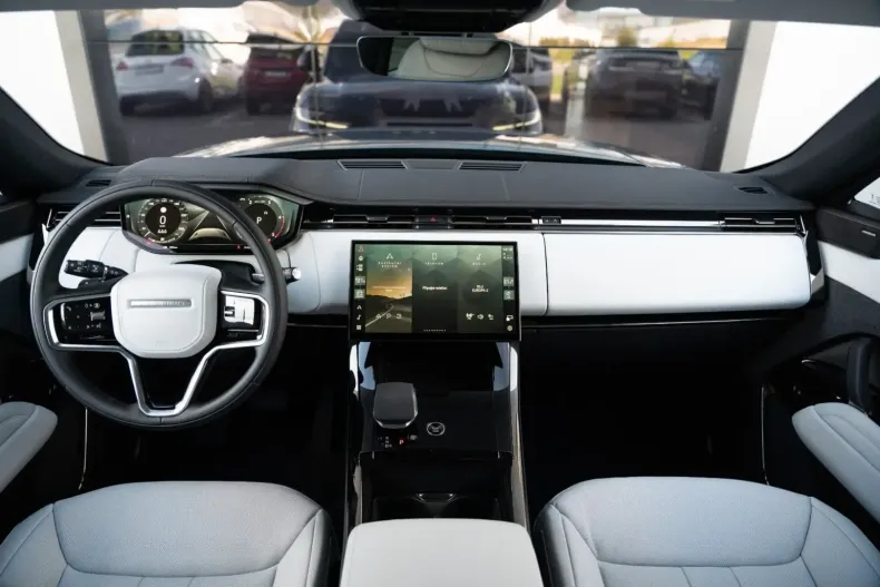 Land Rover Range Rover Sport din 2025 cu 20 km - oferta LAN118296 - foto 9