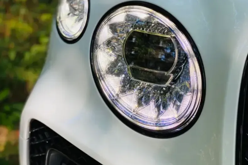 Bentley Bentayga din 2023 cu 15.600 km - oferta BEN118299 - foto 9