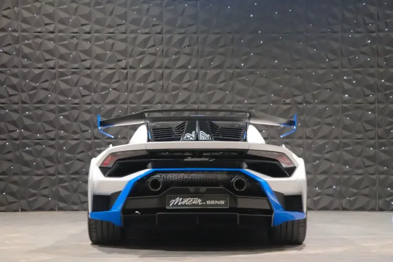 Lamborghini Huracán din 2021 cu 15.800 km - oferta LAM118313 - foto 4