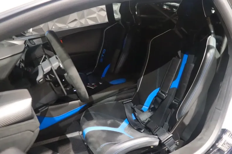 Lamborghini Huracán din 2021 cu 15.800 km - oferta LAM118313 - foto 6