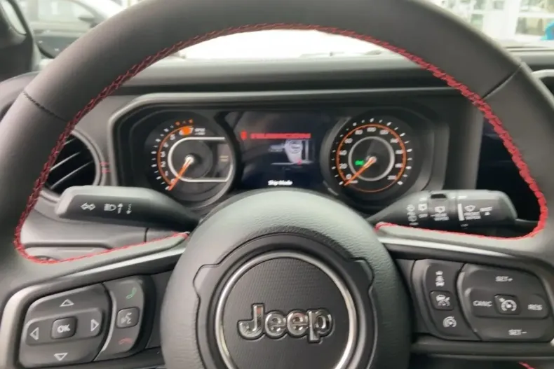 Jeep Wrangler din 2024 cu 5 km - oferta JEE118314 - foto 2