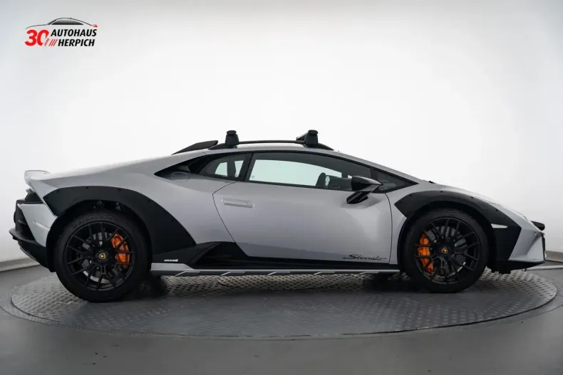 Lamborghini Huracán din 2023 cu 5.988 km - oferta LAM118315 - foto 7