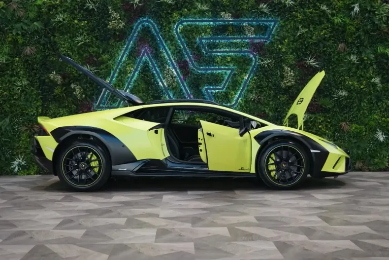 Lamborghini Huracán din 2024 cu 1.888 km - oferta LAM118316 - foto 12